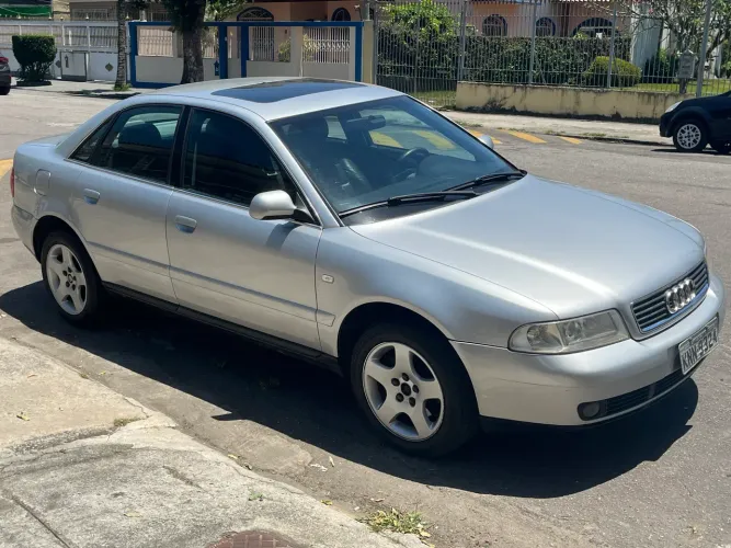 Audi A4 2.4 30V Tip./multitronic 2001