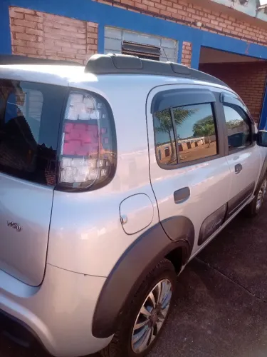 Fiat Uno WAY Celeb. 1.0 EVO Fire Flex 8V 5P 2015