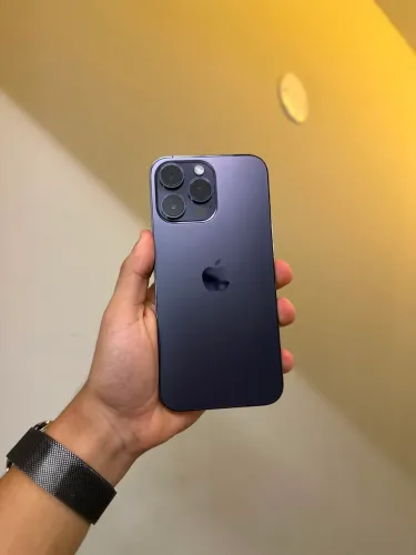iPhone 14 Pro Max com bateria ótima e garantia da loja