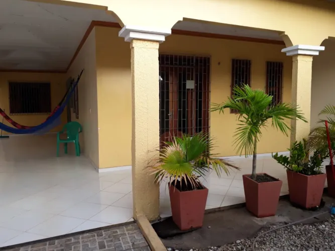 ALUGO CASA EM CASTANHAL (IANETAMA )