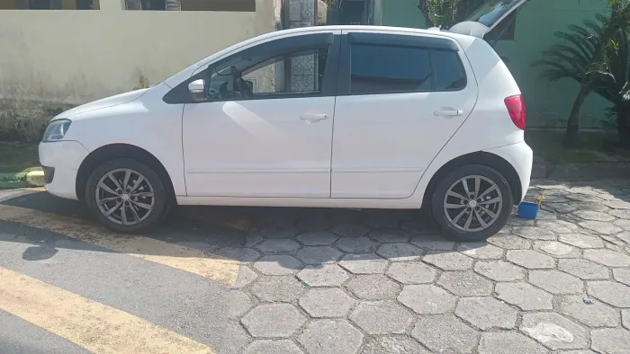 Volkswagen Fox 1.6 MI I Motion Total Flex 8V 5P 2014