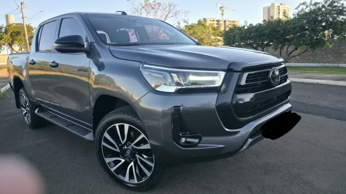 Toyota Hilux CD SRX 4X4 2.8 TDI 16V Diesel Aut. 2023