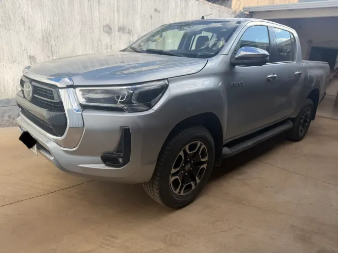 Toyota Hilux CD SRX 4X4 2.8 TDI 16V Diesel Aut. 2021