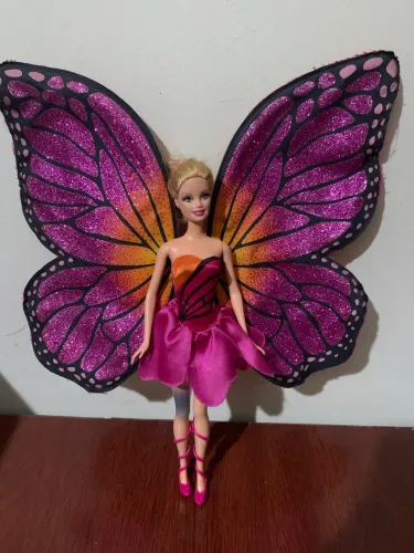 boneca barbie butterfly