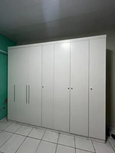 Guarda roupa usado 
