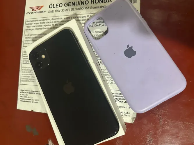 iPhone 11