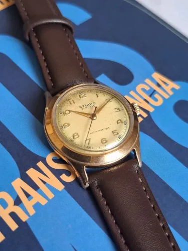 Relógio Studio Militar Vintage