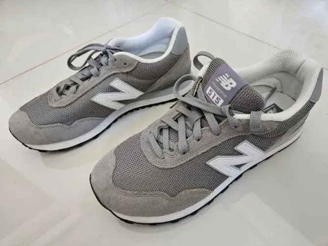 Tênis New Balance modelo 515