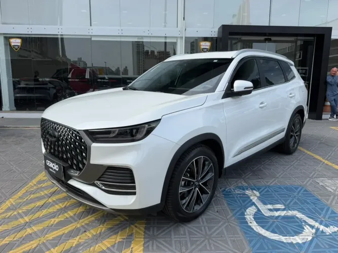 Chery Tiggo 8 PRO 1.6 Tgdi Aut. 2026