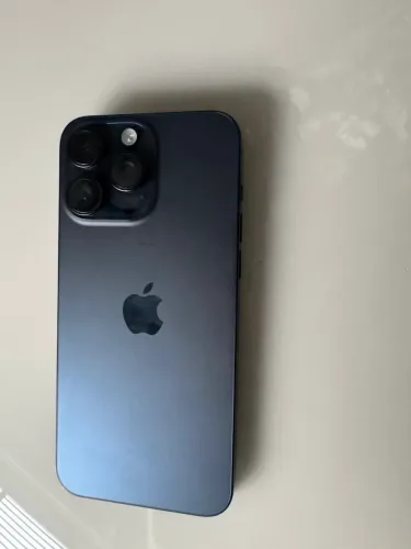 iPhone 15 pro Max 256 zero