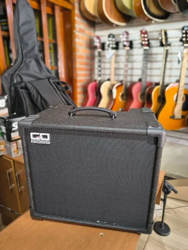 Amplificador Baixo Borne Go Bass GB300 80Wrms Preto