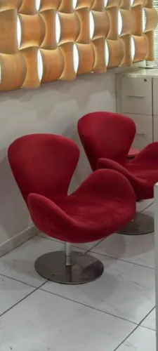 2 poltronas giratórias