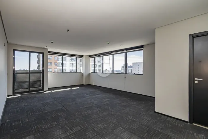 Conjunto comercial à venda no Union Tower 47,31 m² privativos | Água Verde Curitiba