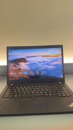 LENOVO THINKPAD - Intel Core i5 -16BG RAM - tela touch