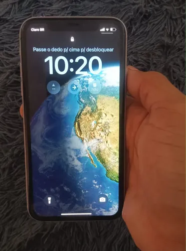 iPhone 11 pra vender ou fazer bolo 