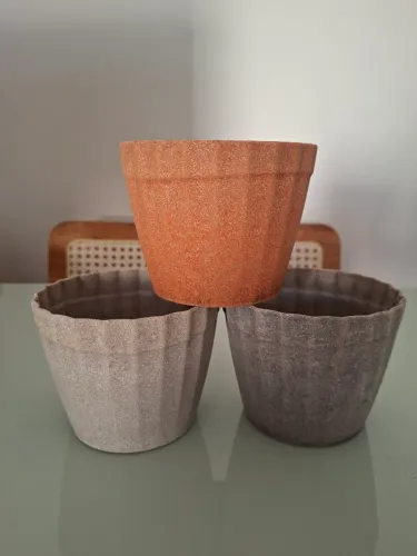 Kit com 3 vasos plissado material sustentável (usado)