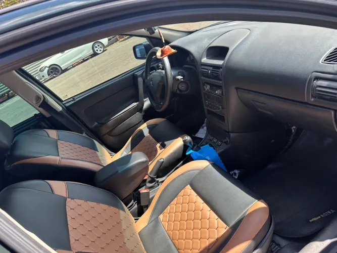 Chevrolet Astra Advantage 2.0 MPFI 8V Flexpower 5P 2010
