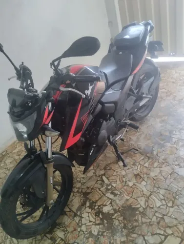 Vendo Apache RTR 200cc