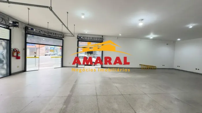 Excelente Salão / Ponto Comercial no Centro de Suzano - Rua General Francisco Glicério