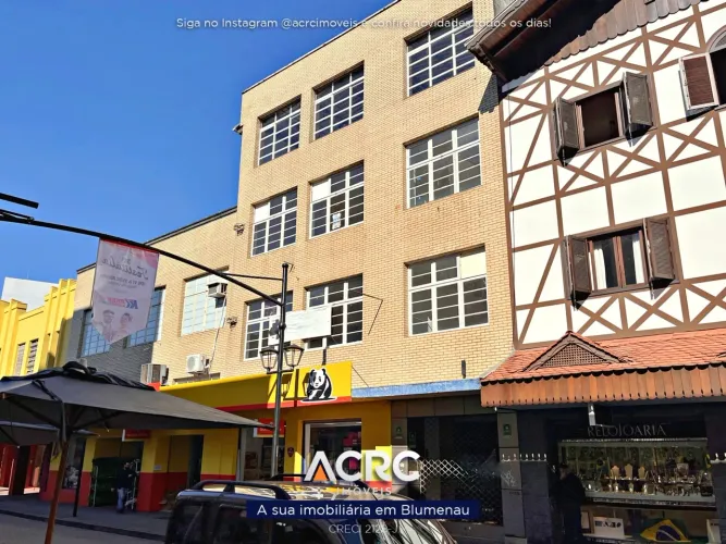 ACRC Imóveis - SA01447 - Sala para Locação no Centro de Blumenau
