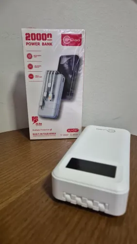 Carregador portátil 20.000Mah Cabo 4 em 1