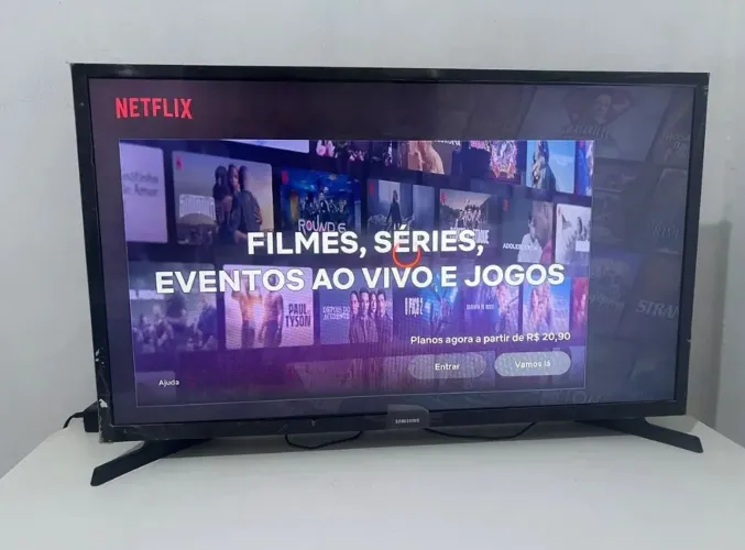 TV Samsung smart tizen 32 polegadas muito nova imagem perfeita 