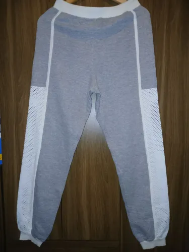 Calça moleton 16 anos - Veste P adulto CeA
