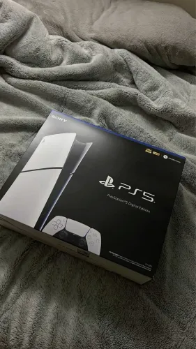 PlayStation 5 825gb Slim Edição digital - LACRADO