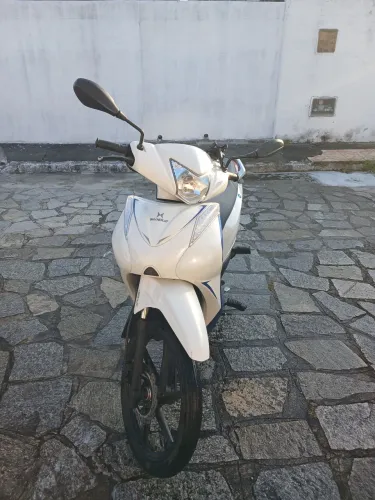 Vendo jet 125 novinha
