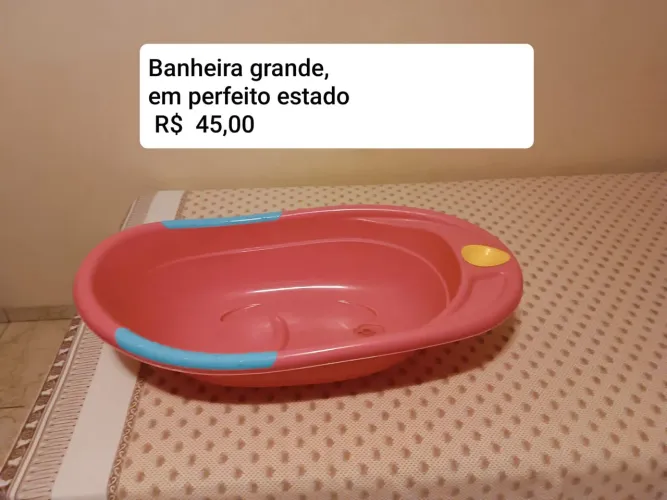 Banheira infantil espaçosa