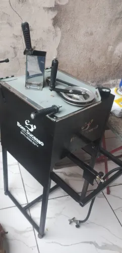 Máquina de fazer Batatas Chips