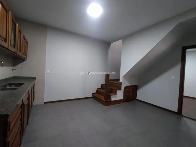 Casa para aluguel, 2 quartos, 1 suíte, 5 vagas, Nossa Senhora da Abadia - Uberaba/MG