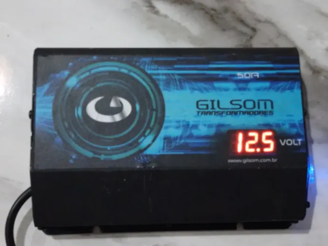 Fonte automotiva para som Gilsom 50R