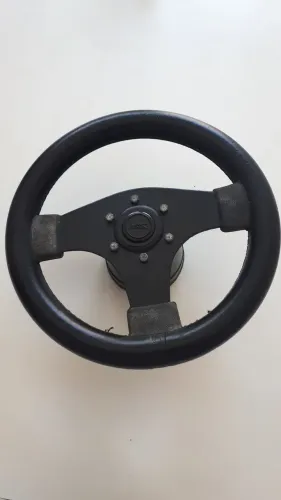 Volante em couro Panther