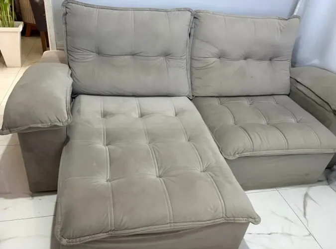 Sofá mais duas poltronas 
