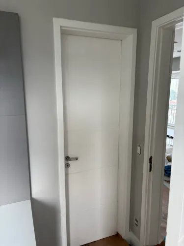 Porta Madeira Branca Completa 62cm