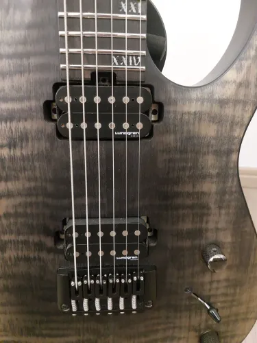 Schecter Banshee mach 6