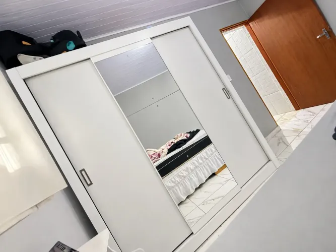 Vendo guarda-roupa