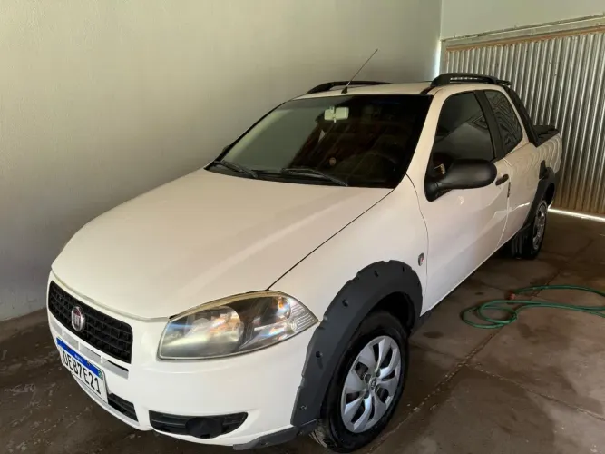 Fiat Strada Working 1.4 MPI Fire Flex 8V CD 2013
