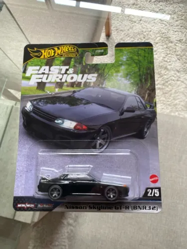 Hot Wheels Premium Fast And Furious Nissan Skyline GT-R - Velozes e Furiosos