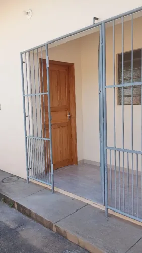 Aluga-se apartamento no Bairro Nova Cidade