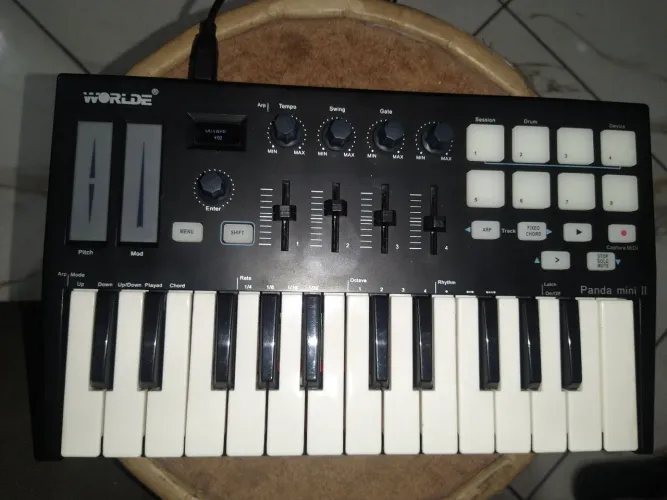 VENDO 1 MINI CONTROLADOR PANDA II WORDE