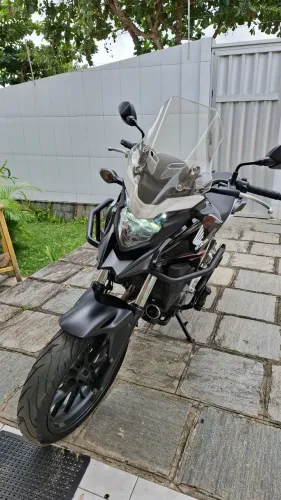 Moto muito nova