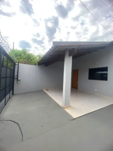 Casa térrea Centenário/região do aeroporto rancho