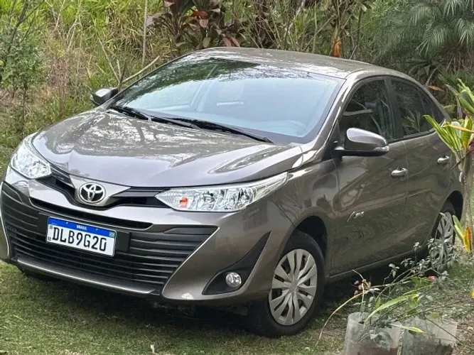 Toyota Yaris XL Sedan 1.5 Flex 16V 4P Aut. 2020