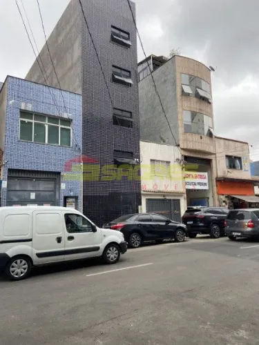Prédio Comercial 209m² no Pari por R$ 2.500.000,00