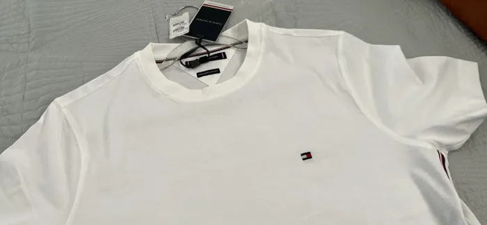Camiseta Tommy Hilfiger Branca Masculina Nova com Etiqueta