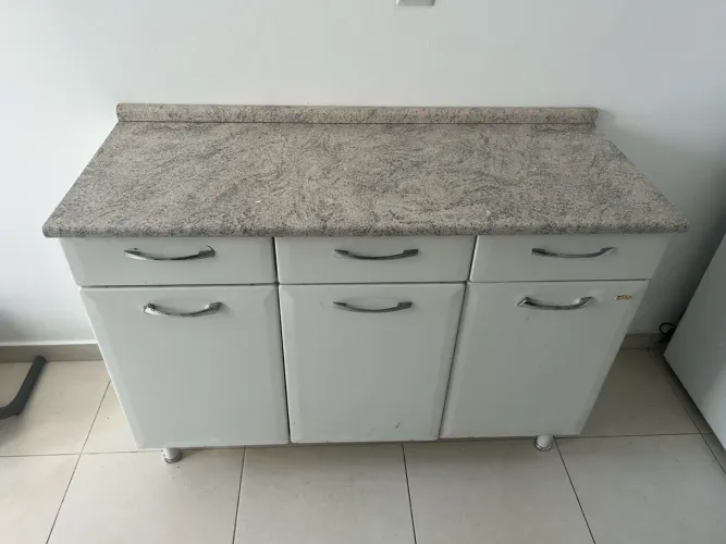 Vendo armário em aço Itatiaia