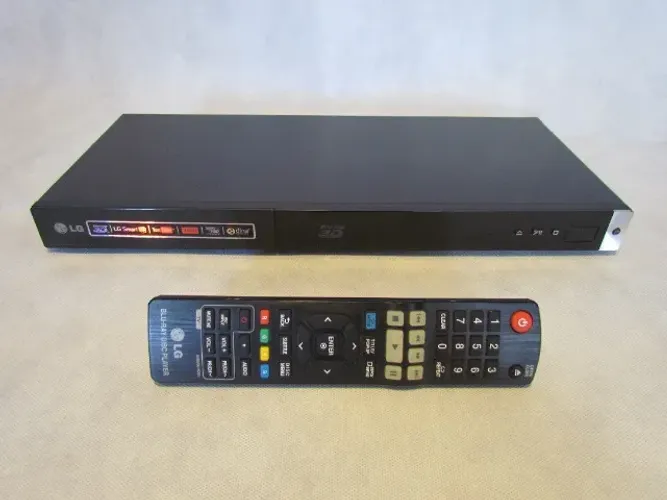 Blu Ray LG BP420N, 3D,Youtube, Netflix, Lê DVD, CD, Blu Ray, Controle Remoto, Cabo HDMI