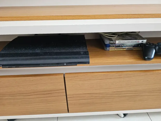 Vendo PlayStation 3 destravado vendou ou troco em celular ou cadeira gamer